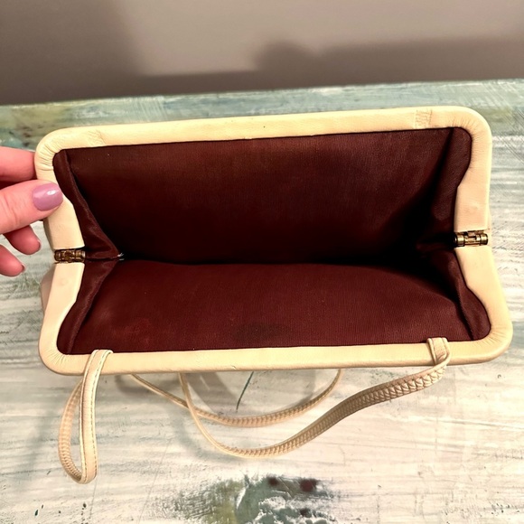 Vintage Cream Shoulder Bag - Picture 10 of 11